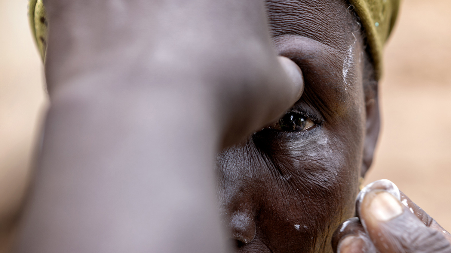 Woman in Nikki region of Benin gets her eyes checked